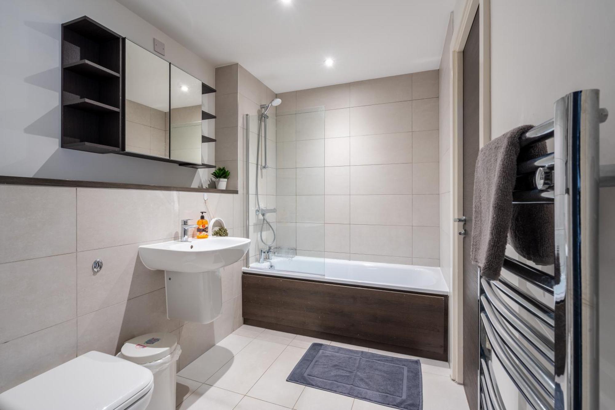 Apartment Riverside Cc And Salford Quays Flat - Gym Manchester